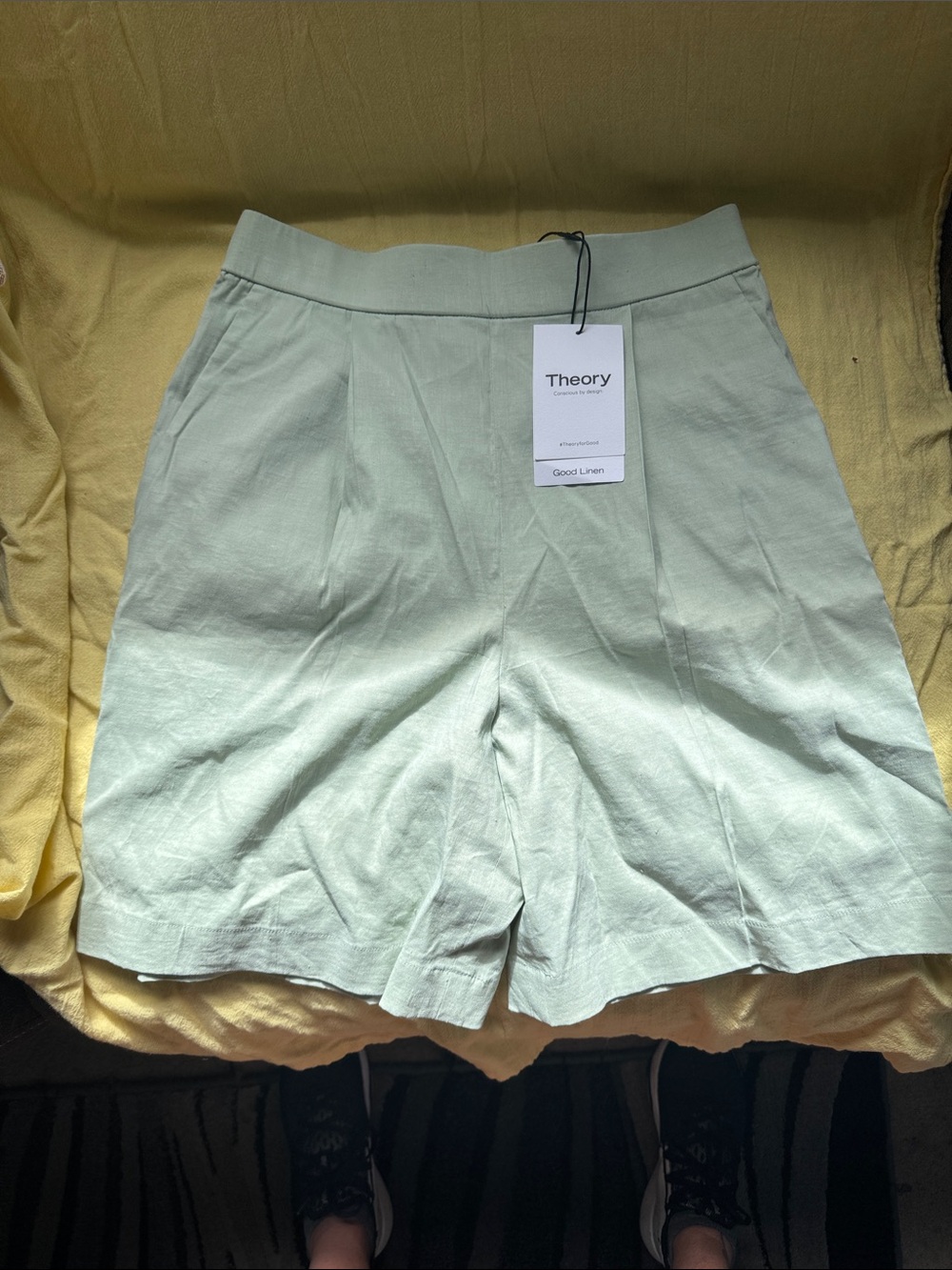 Theory Light Mint Tailored Linen-Blend Shorts